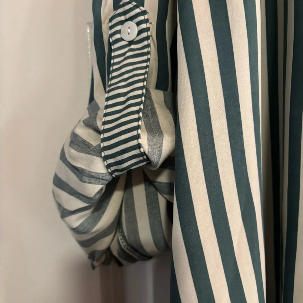 NWT Jane & Delaney Striped Green and White Women's Top, size 2X - Picture 5 of 8